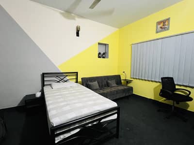 Cannon Caricia 78x42 single bed 8" spring mattress and metal frame bed