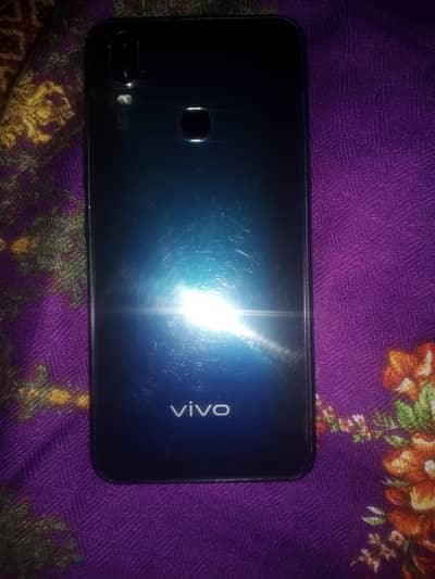 Vivo y11