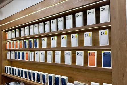 Iphone 17 Pro Max Box Pack HK CHA LLA/ 17 Air PTA Approved/ 16 Plus JV