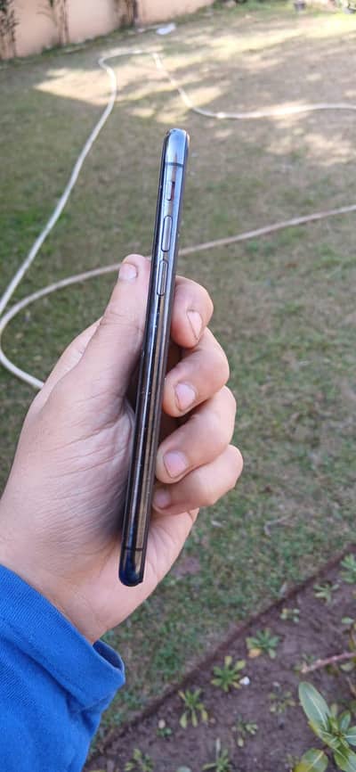 iphone x 64 gb pta approved