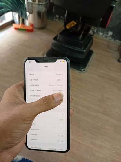 iPhone 11 pro max 10/9