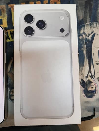 17 pro max 256 gb withe colar non pta 51 cical 100 health dune e sim