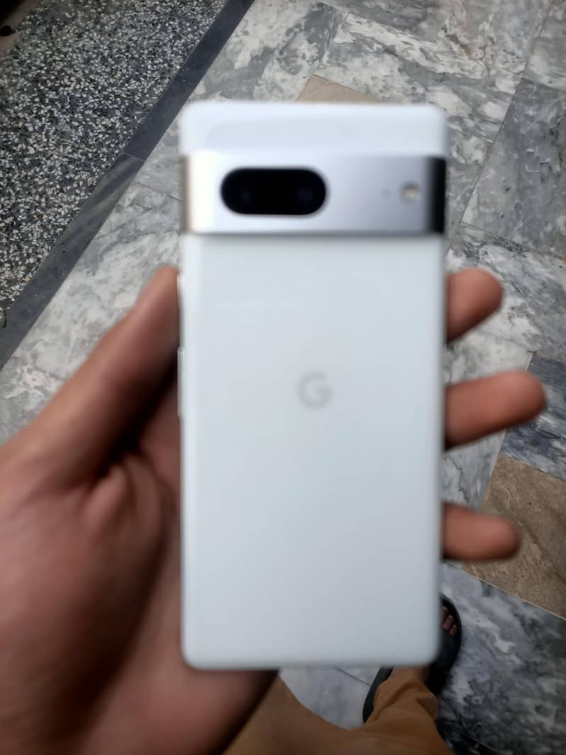 Google Pixel 7 3