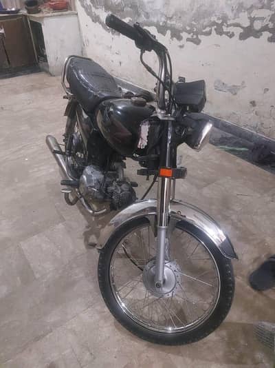 Honda CD 70 2013 MODEL