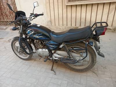 Suzuki gs 150 SE