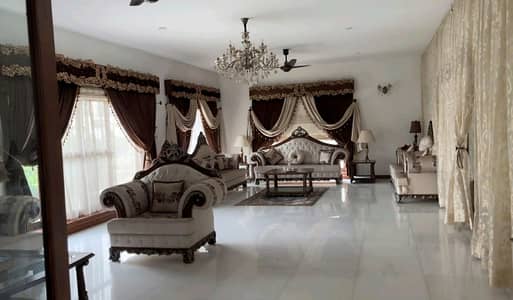 Prime Location In DHA Phase 8 1000 Square Yards House For Sale