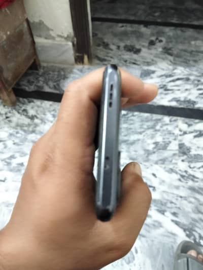 redme not 10 box Sath ha change original ni ha adapter milay