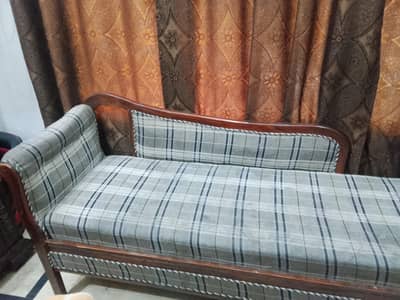 dewan sofa