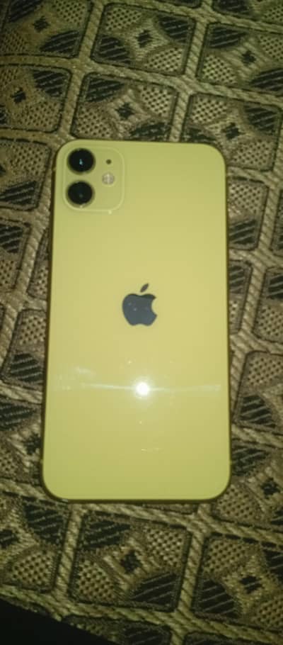 iPhone 11 lash condition factory unlocke 64 GB