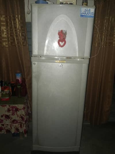 dawlance refrigerator