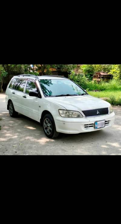 Mitsubishi lancer station wagon