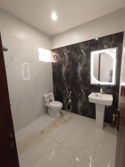 Luxury 4 Bed Dd Available For Rent On Main Shaheed E Millat Road