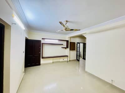 10 Marla 3 Bed Full House with Servant Quarter in Eden Avenue near Airport (0335-5779339)