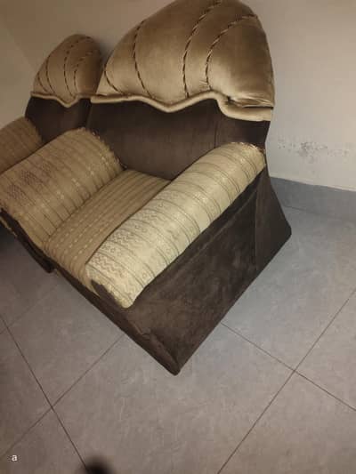 7 seater h ak bara Wala or bki 2 1 seater h