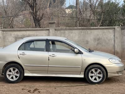 2008 model  . Golden colour. Total genuine condition . seel 100% guarant