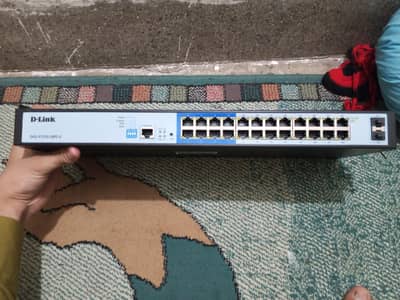 D-Link 26 Port Gigabit PoE Smart switch   Switch