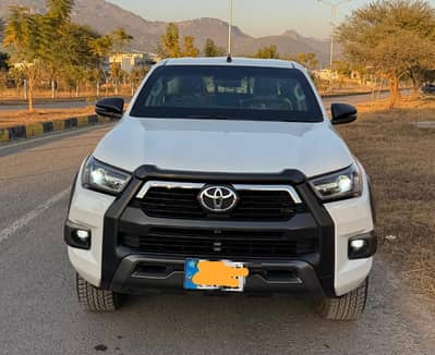 Rent A Car with driver Wagon R Alto XLI GLI Self Car Rental KIA V8 Aud