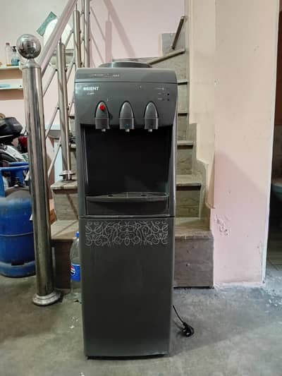 Orient  Water  Dispenser 3 Taps icon