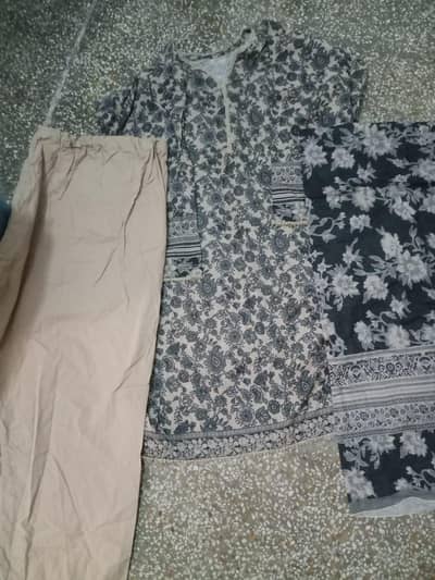 branded lawn dresses