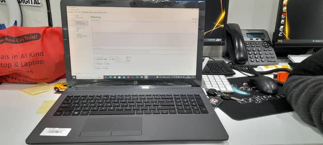 HP Notebook 8GB 128GB