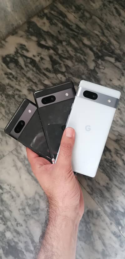 Cell phone Google pixel 7a