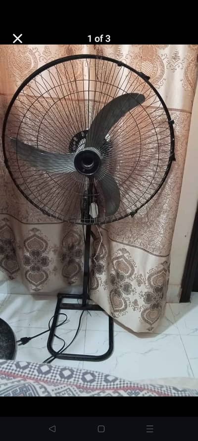 DC pedestal fan with adaptor and light