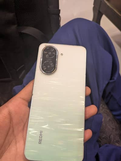 Redmi A5 4/128 11 month warranty