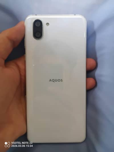 Sharp Aquos R3 smartphone Excellent Condition | Smooth Gaming