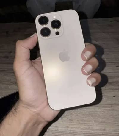 iPhone 16pro desert titanium 128gb