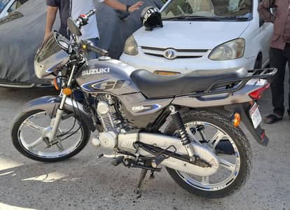 Suzuki Gd 110 2022 September - Tracker - Timsun Tyre - Helmet