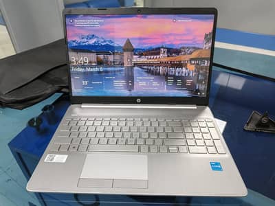 HP 15s Notebook HP 15-du series Core i3 11th Gen 16GB Ram 466GB storag
