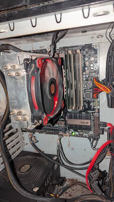 ASUS Gryphon Z87 - Xeon E3 1280 V3 - 16GB DDR3