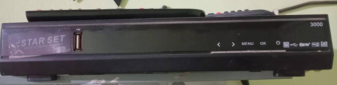 Dish 5ft+2 Lnbs and receiver