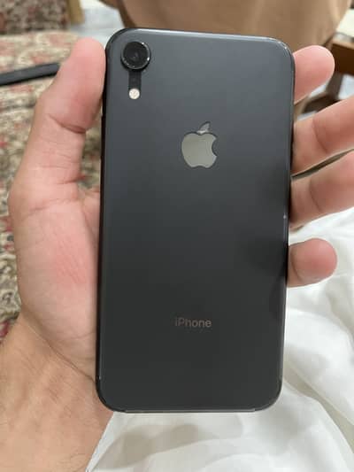 IPHONE XR 100 percent original mdm only whatsapp chat 03468668122