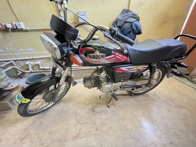 This bike is look like a new and this ride is very smooth