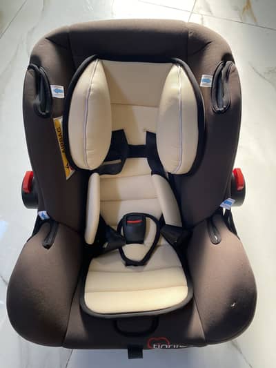 Tinnies baby cot forsale