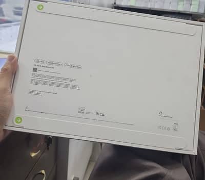 MacBook Air 13” M4 16GB 256GB Sky Blue | Non Active