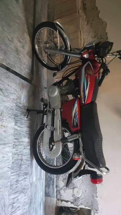 Honda CD 125 . . 2015