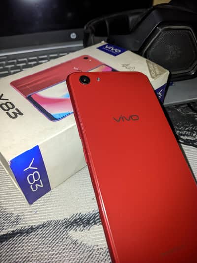 Vivo Y83 6GB/128GB– 10/10 – PRICE NEGOTIABLE – With Box – PTA Approved