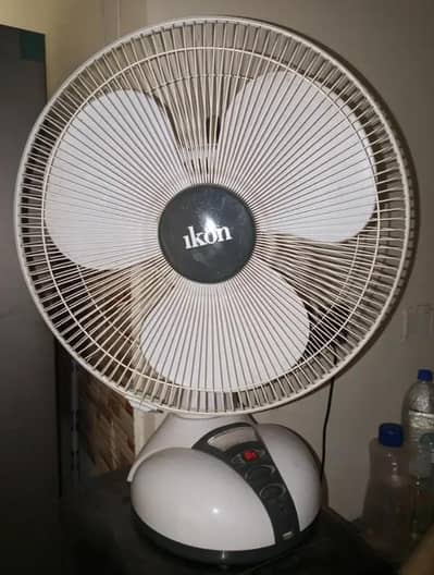 Ikon portable rechargeable fan