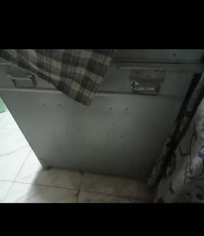 Trunk For Sale in New condition big size ha