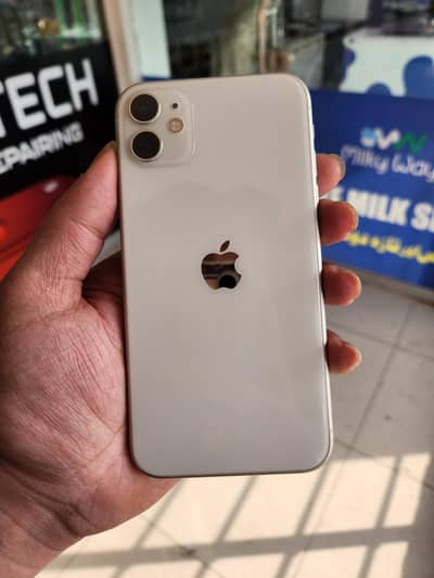iphone 11 256gb official pta Aprroved with complete box