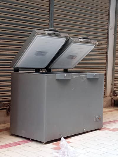 Dawlance Deep Freezer Inv 1.5 year used