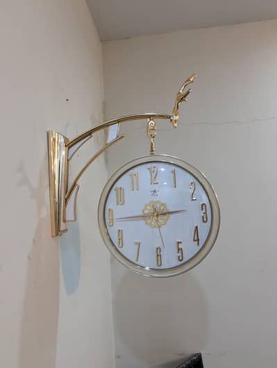 WALL CLOCK