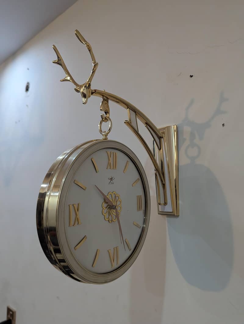 WALL CLOCK 1