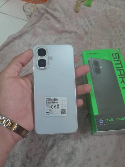 Infinix smart 10 4+4 gb ram 64 gb memory 10/10 condition