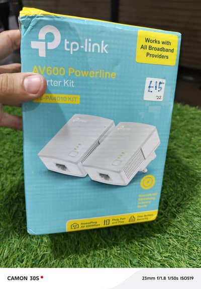 TP-Link TL-PA4010 KIT AV600 Powerline Adapter Starter Kit, UK imported