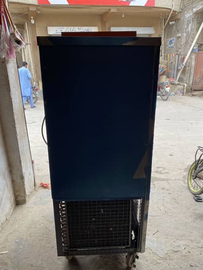 Commercial Ice Cream Machine – 1.5 Ton Compressor – Only 3 Months Used