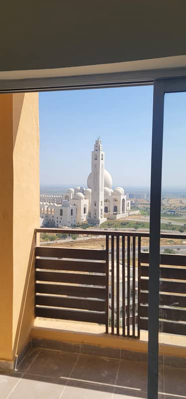 Dascon Tower 02 Grand Masjid Facing 1150 Square Feet 02 Bedrooms Apartment for Sale.