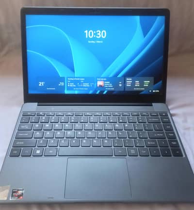 MECHREVO Ryzen 5 7430U